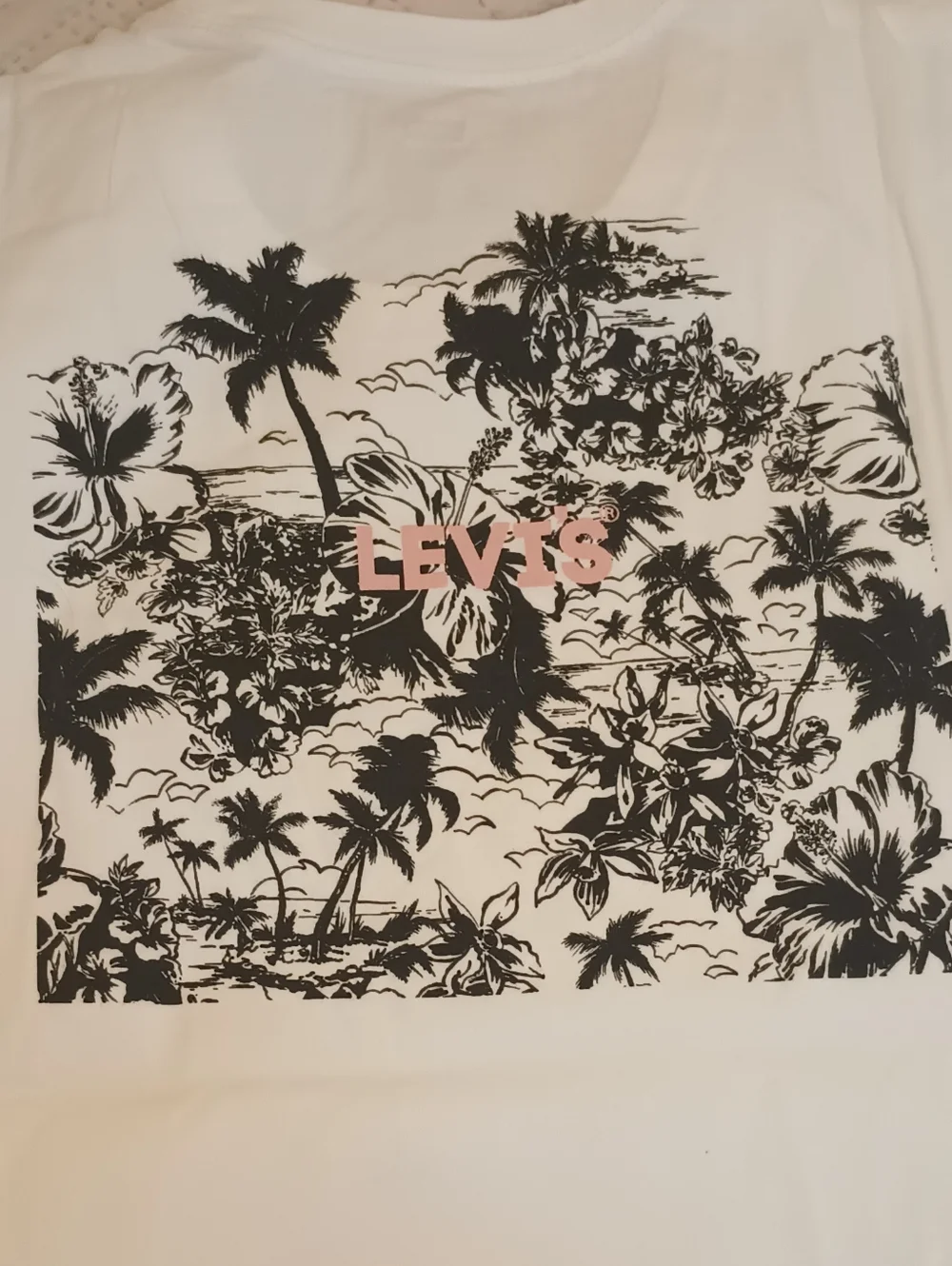 Men's Levi's White Crewneck T-Shirt with‎ Graphics On The Back 3XL